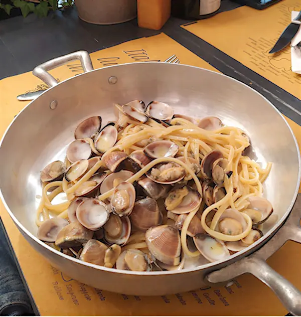 Bavette alle vongole